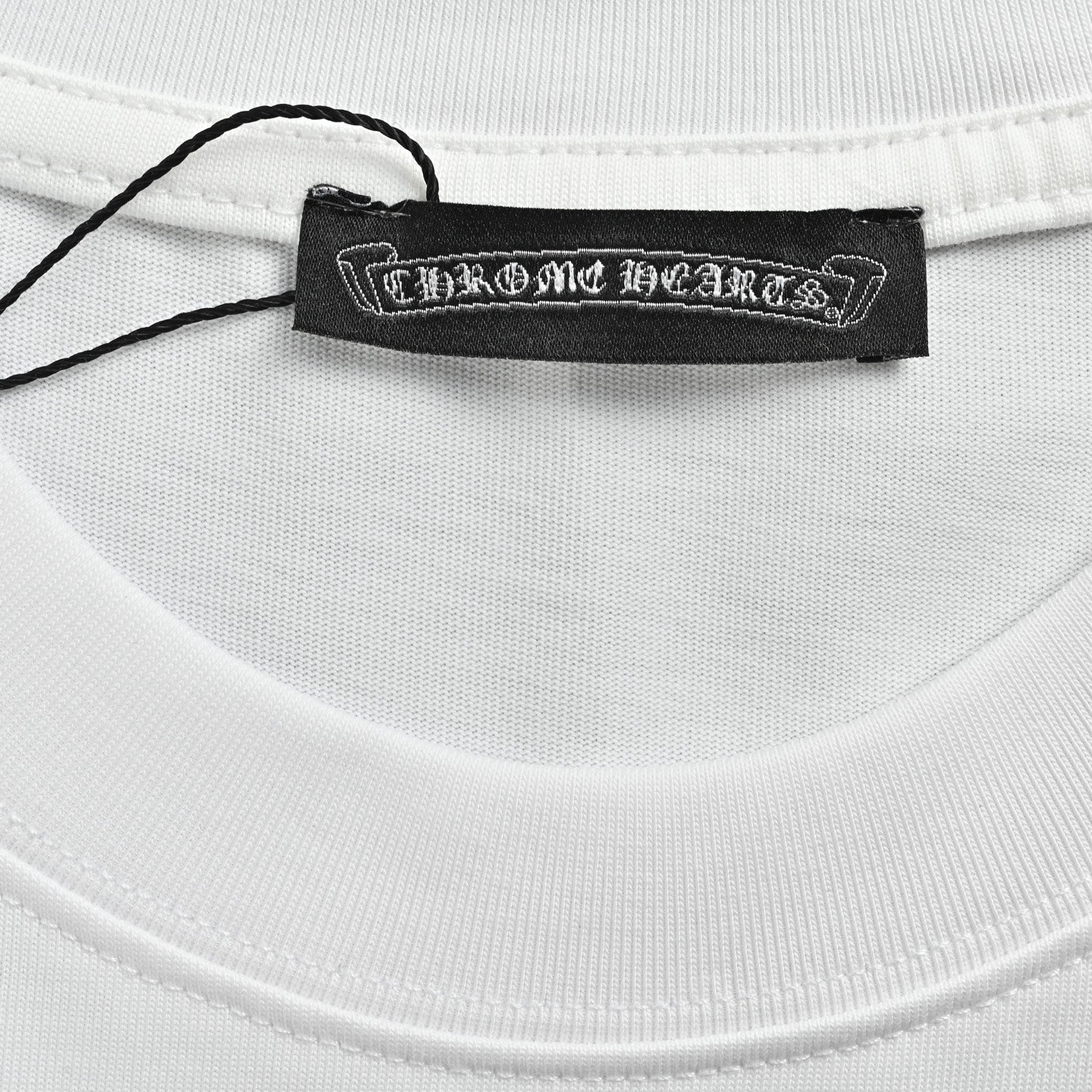 Chrome Hearts Gothic Font Scroll Print White Cotton T-Shirt | Streetwear Short Sleeve Tee