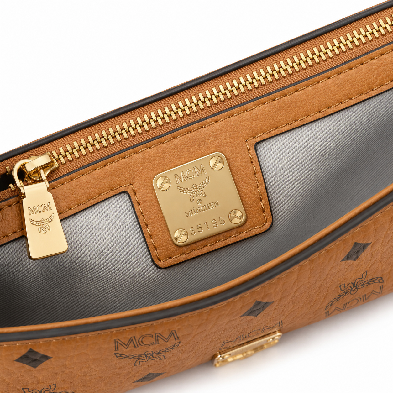 MCM Tracy Series Small Envelope Chain Bag